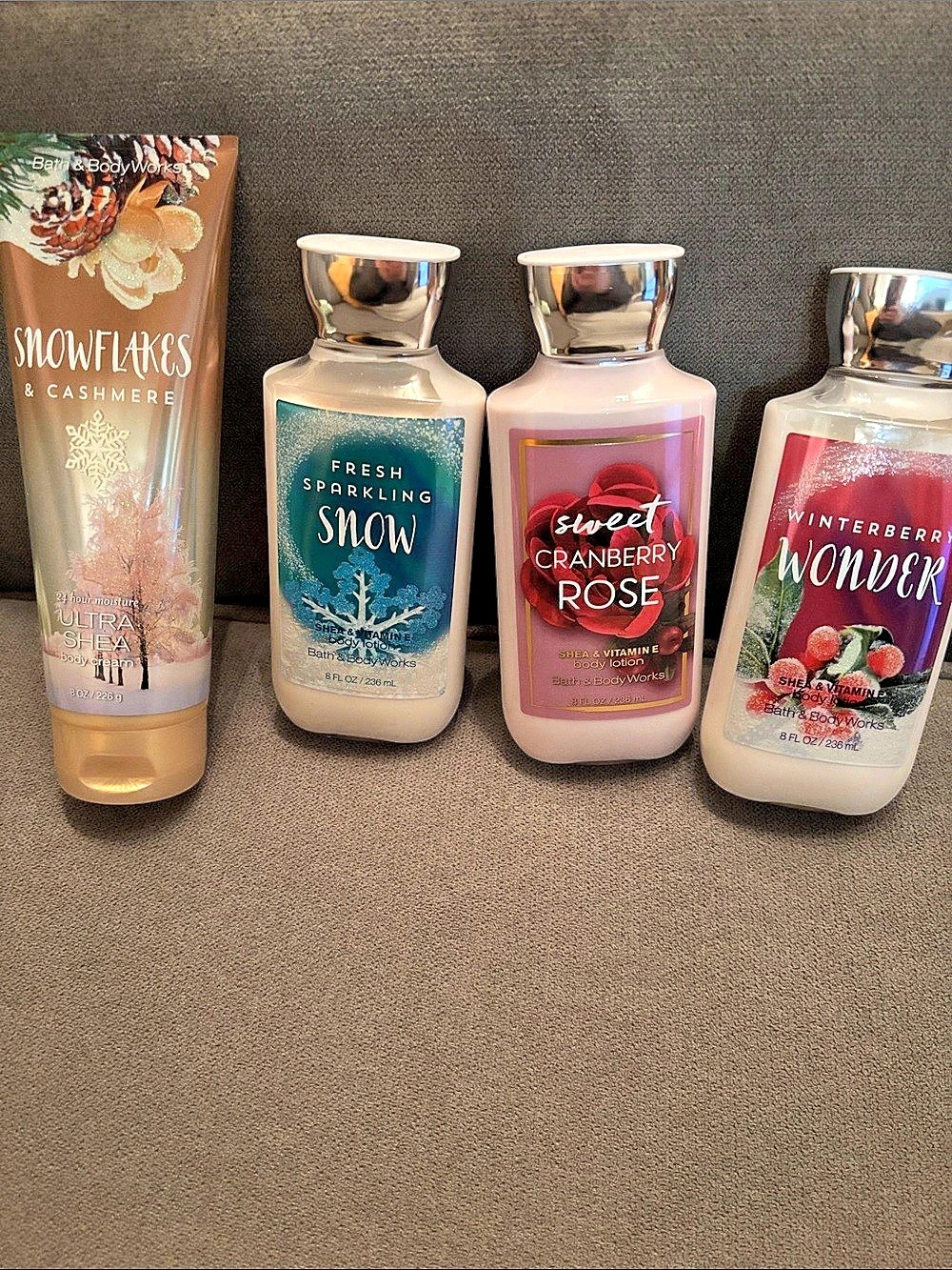 Bundle of 4 Bath & Body Works Body Lotion - 8 oz each